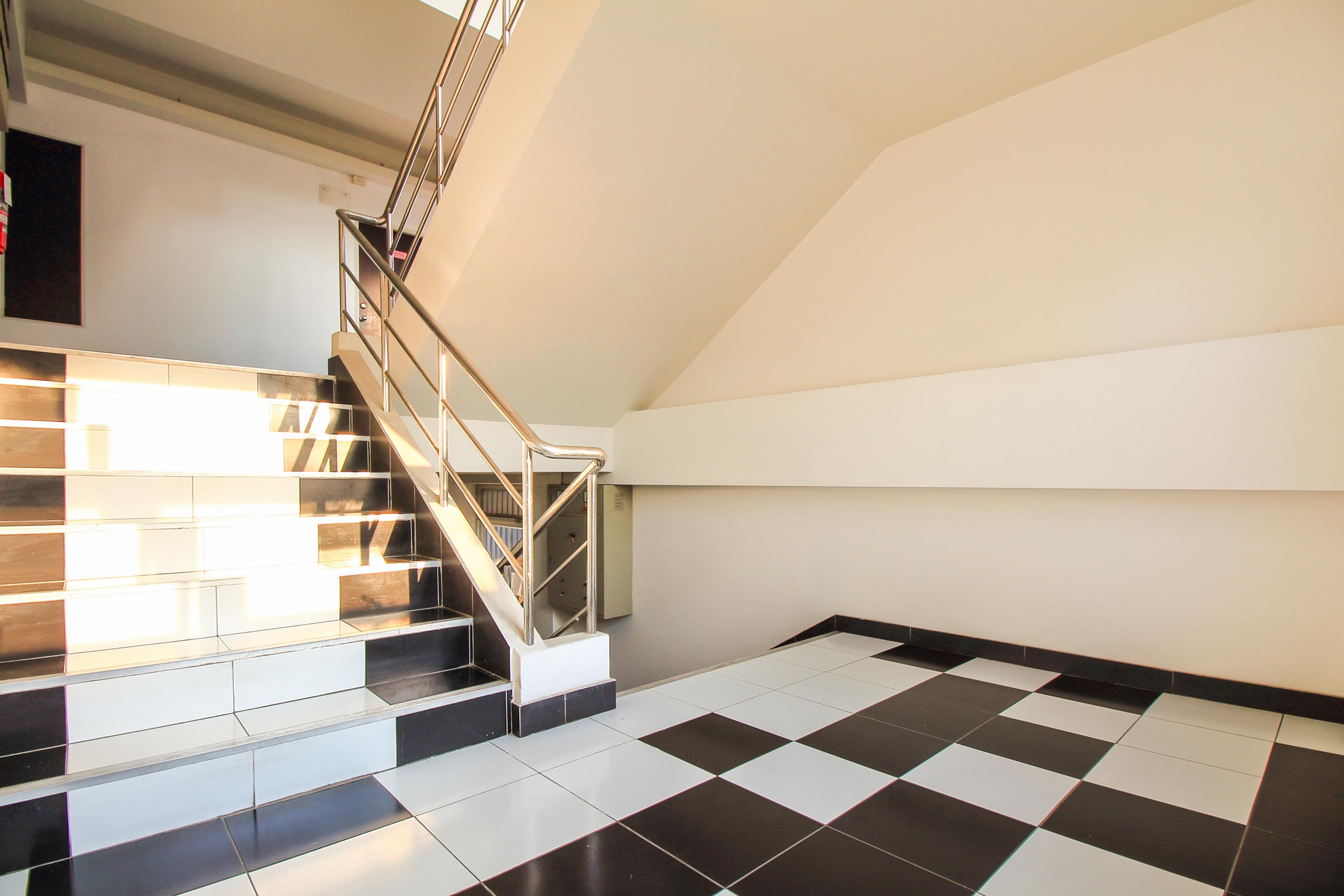 Ruan Plaisoi Apartment Bangkok Dış mekan fotoğraf