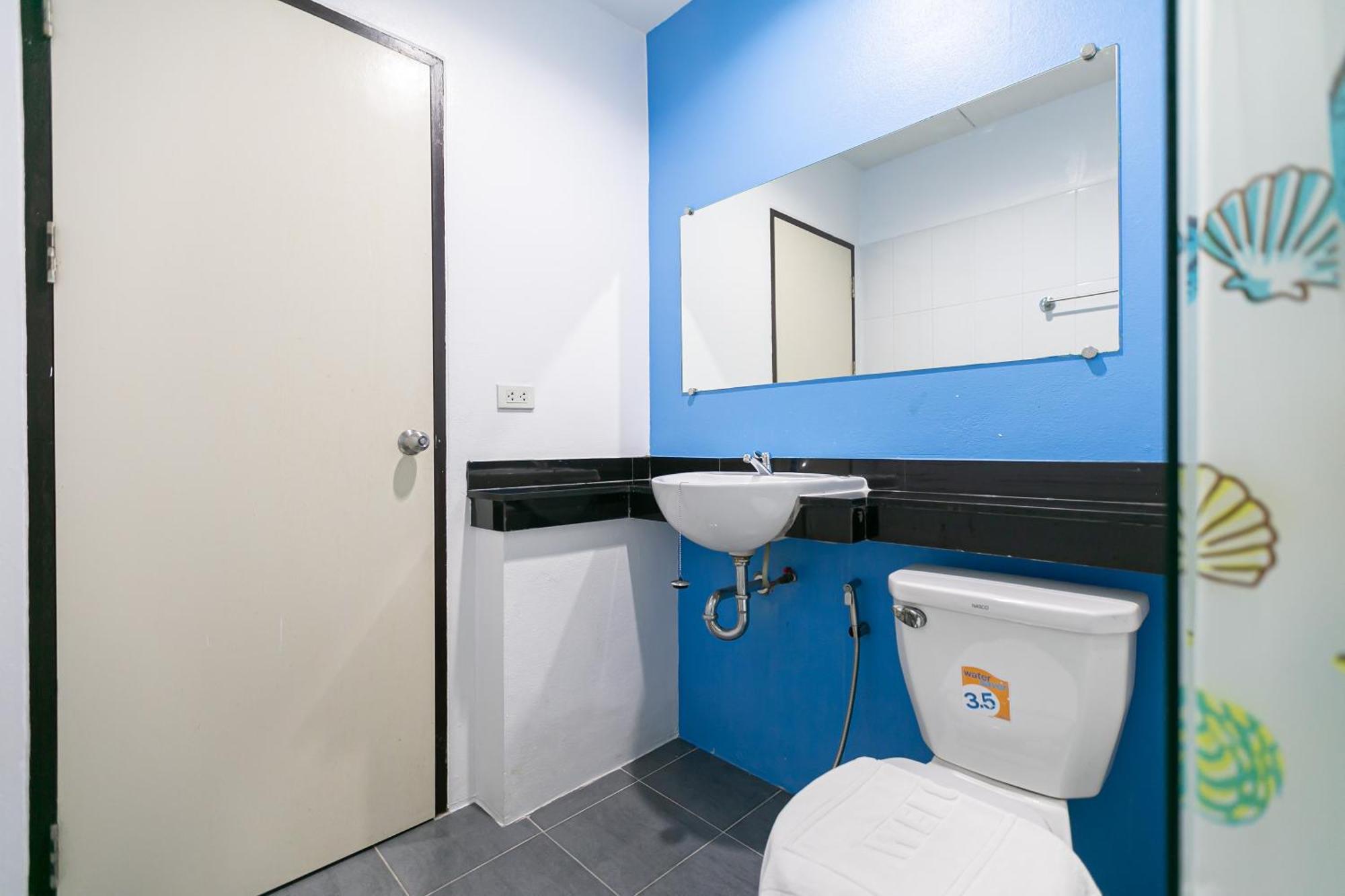 Ruan Plaisoi Apartment Bangkok Dış mekan fotoğraf