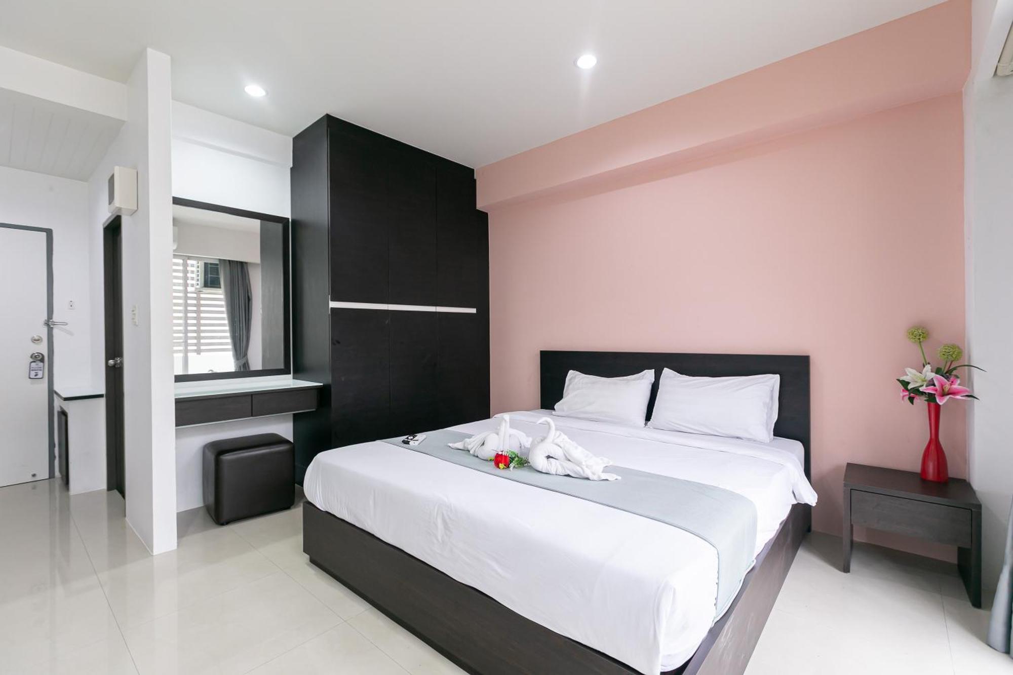 Ruan Plaisoi Apartment Bangkok Dış mekan fotoğraf
