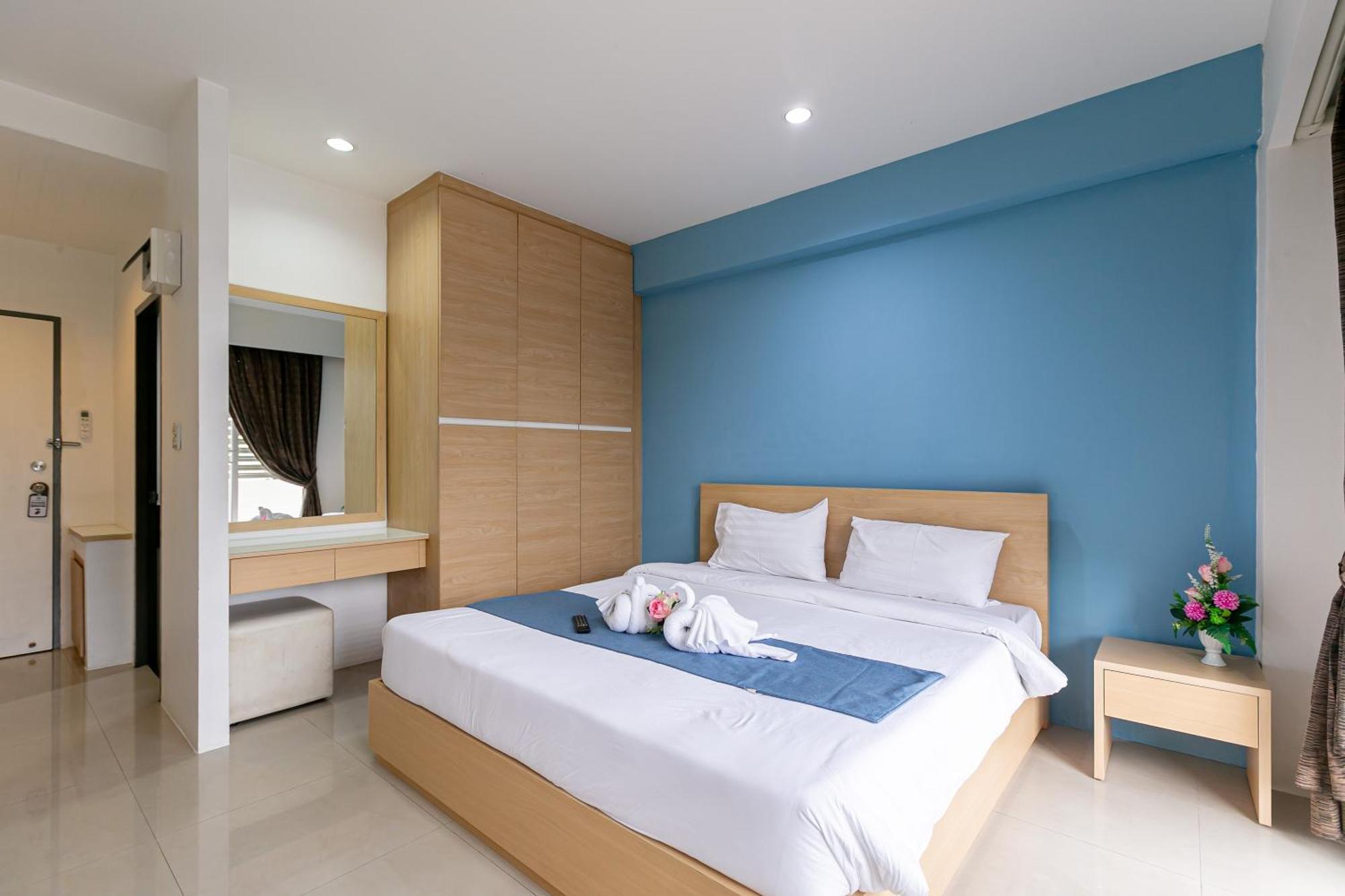 Ruan Plaisoi Apartment Bangkok Dış mekan fotoğraf