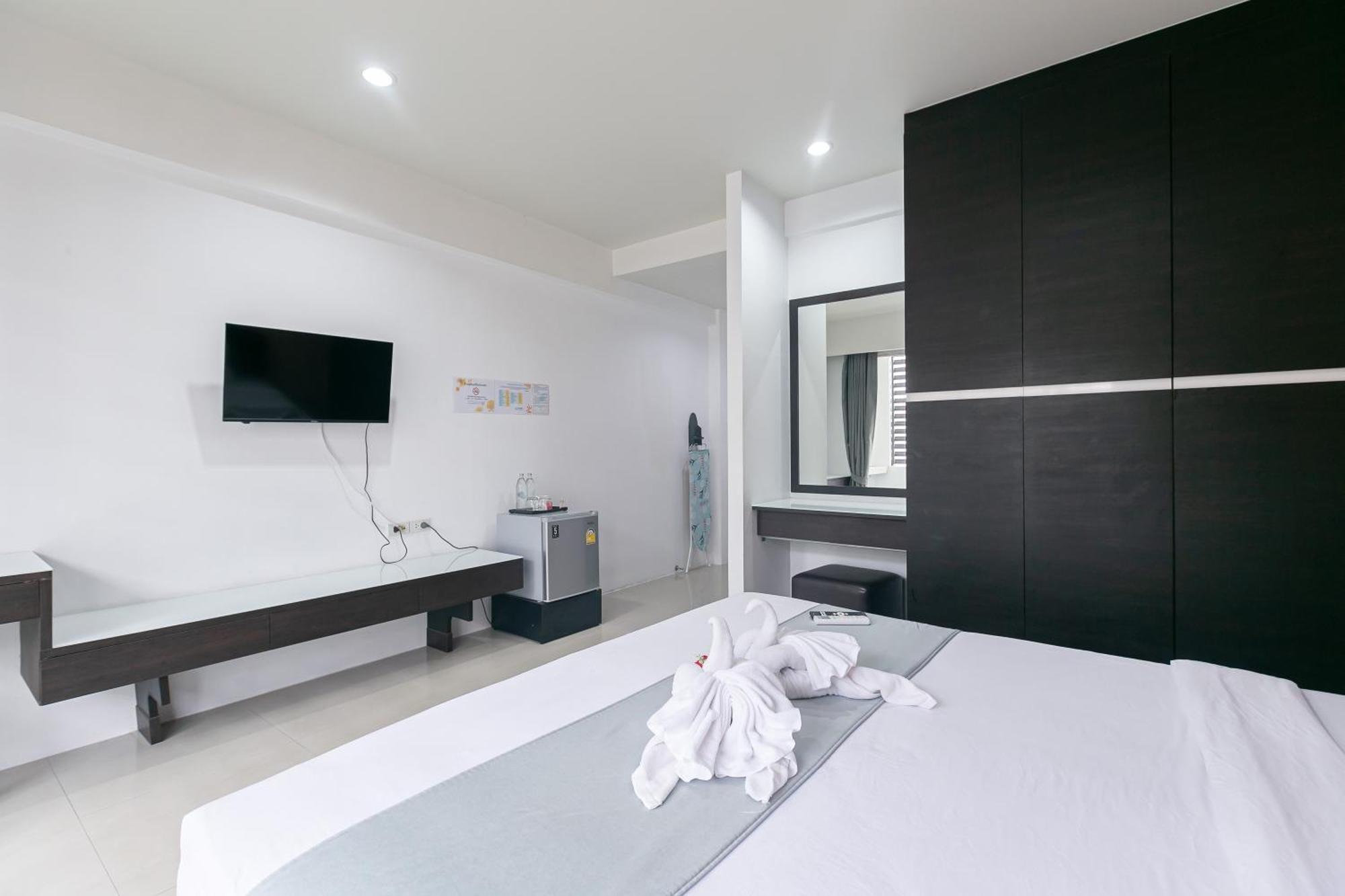 Ruan Plaisoi Apartment Bangkok Dış mekan fotoğraf