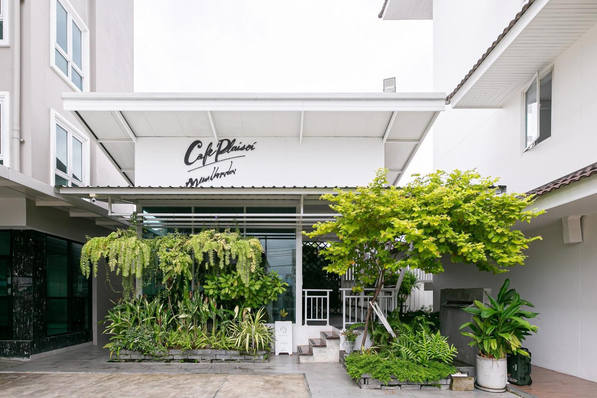 Ruan Plaisoi Apartment Bangkok Dış mekan fotoğraf