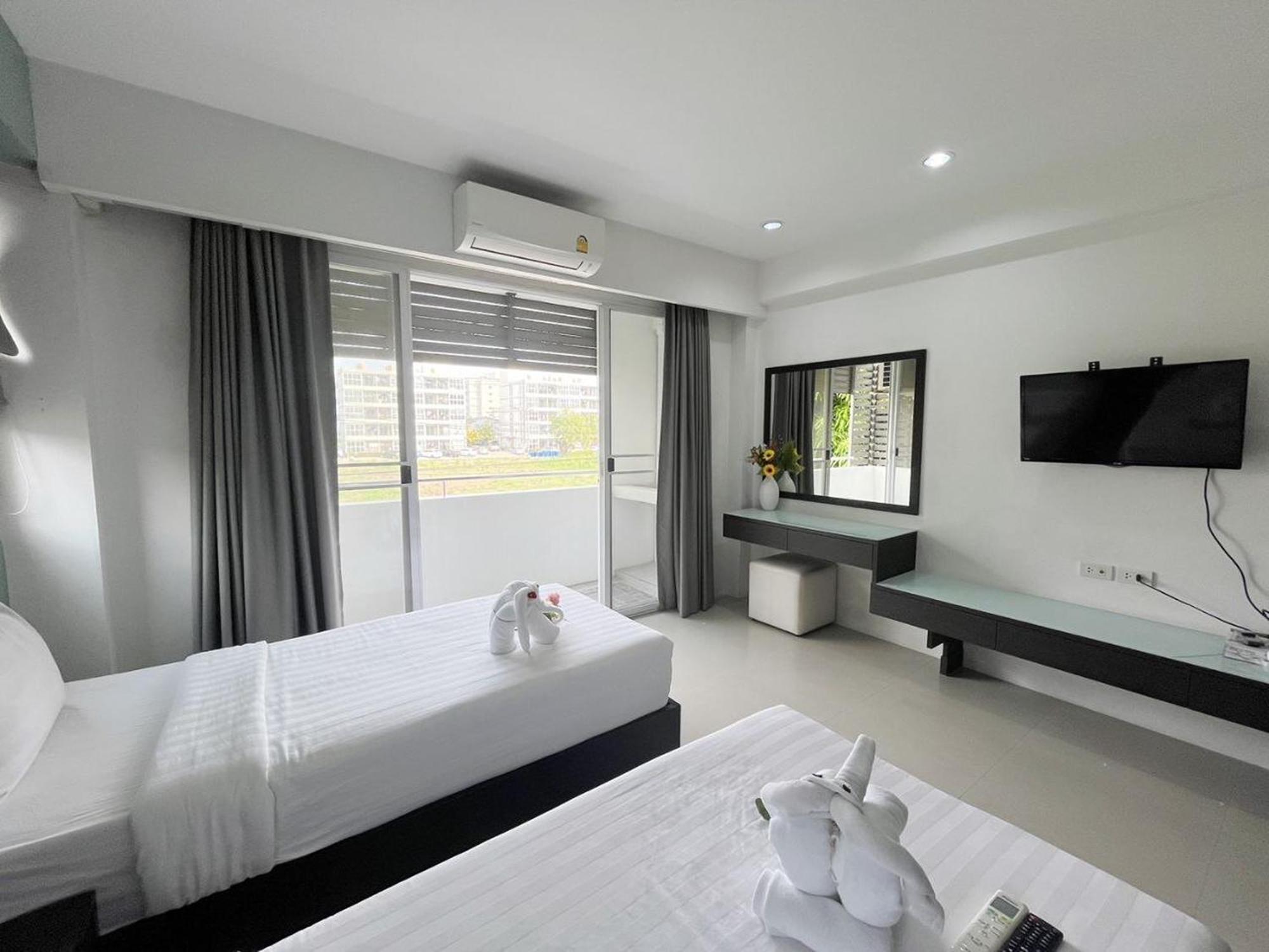 Ruan Plaisoi Apartment Bangkok Dış mekan fotoğraf